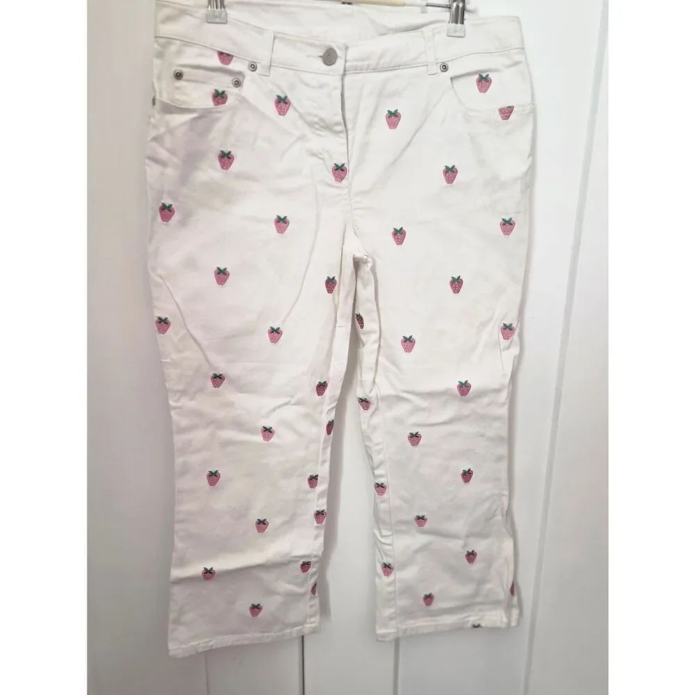 Lilly Pulitzer White Jeans with Pink Strawberry Embroidery Size 8